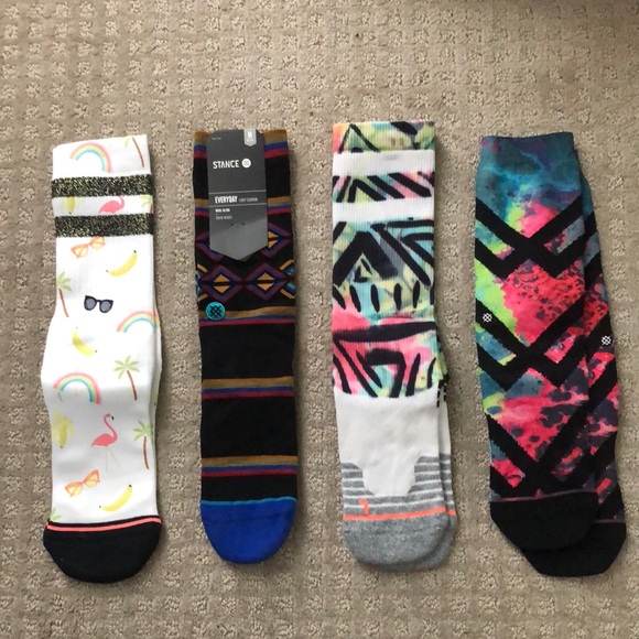 NEW Stance Crew Socks Size Medium Soft Stretchy